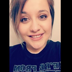 Meet your Posher, Abigail